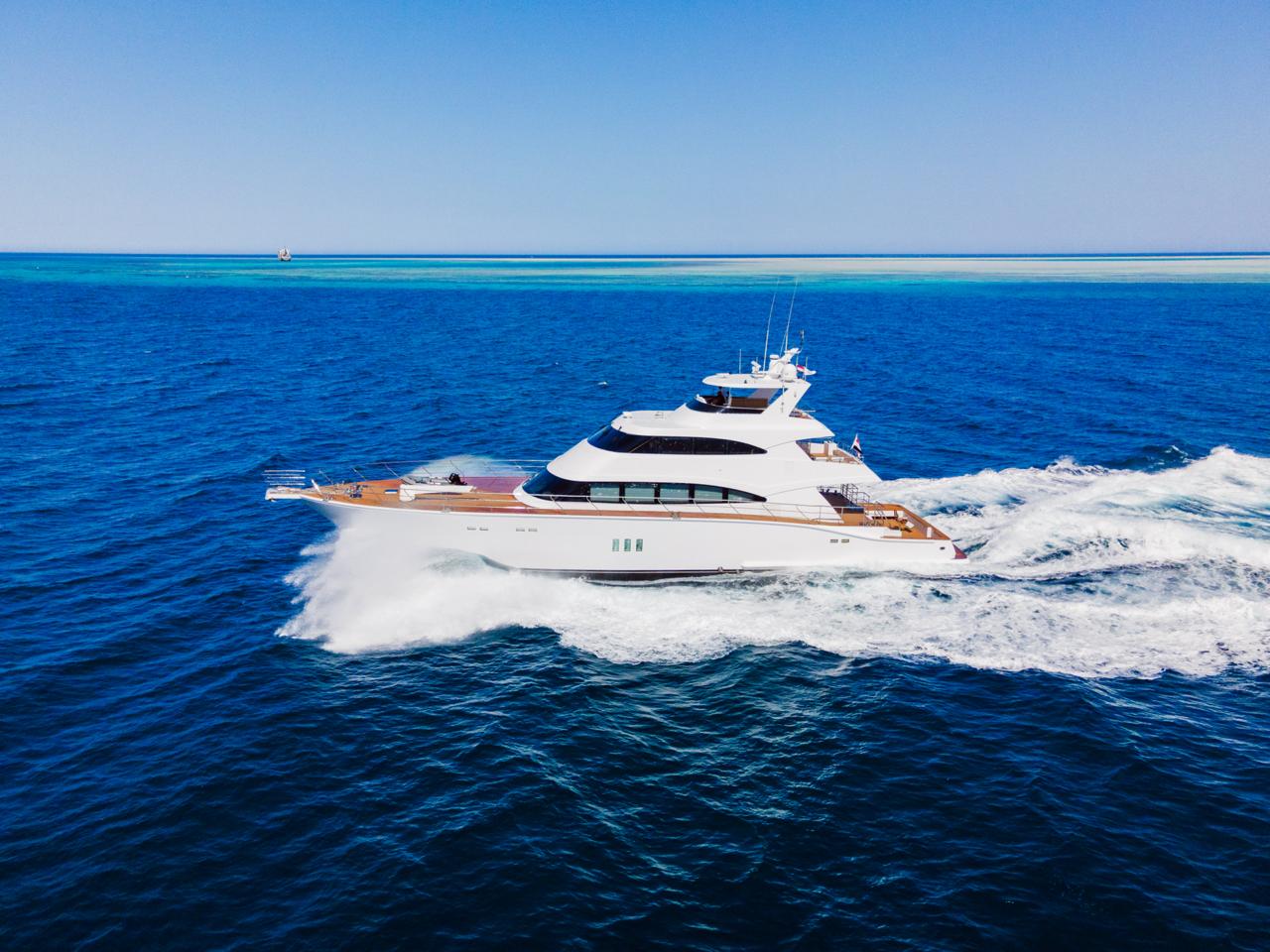 Sport Fisher — Underway, profile