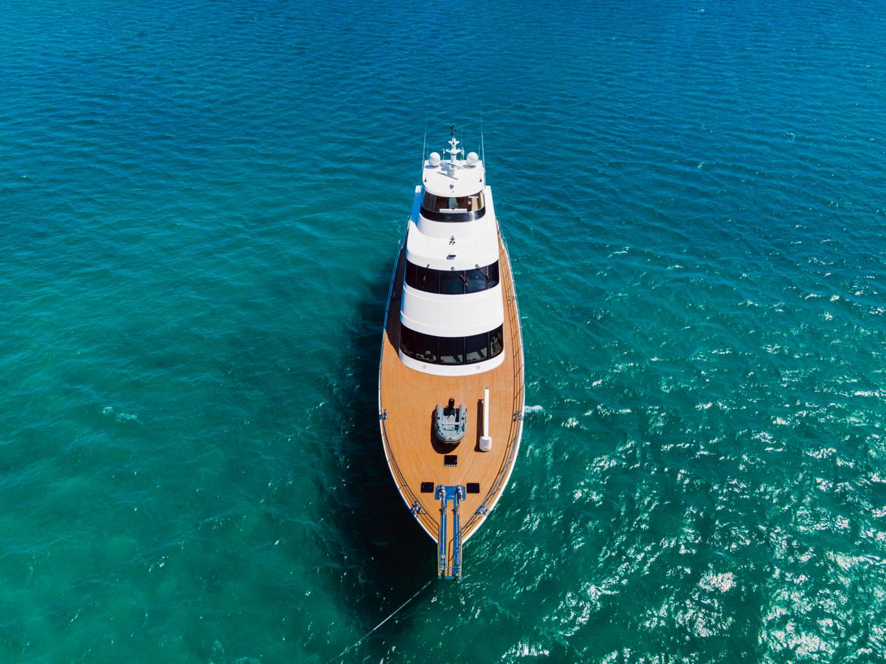 Sport Fisher — Bow view from above